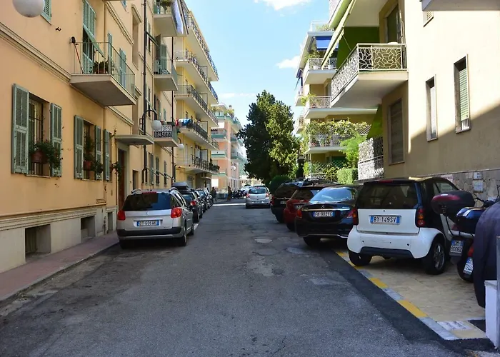 Mare Foce E Centro Sanremo