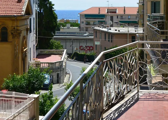 Mare Foce E Centro Sanremo
