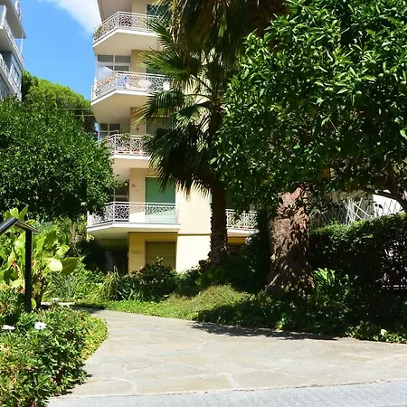 Daire Mare Foce E Centro